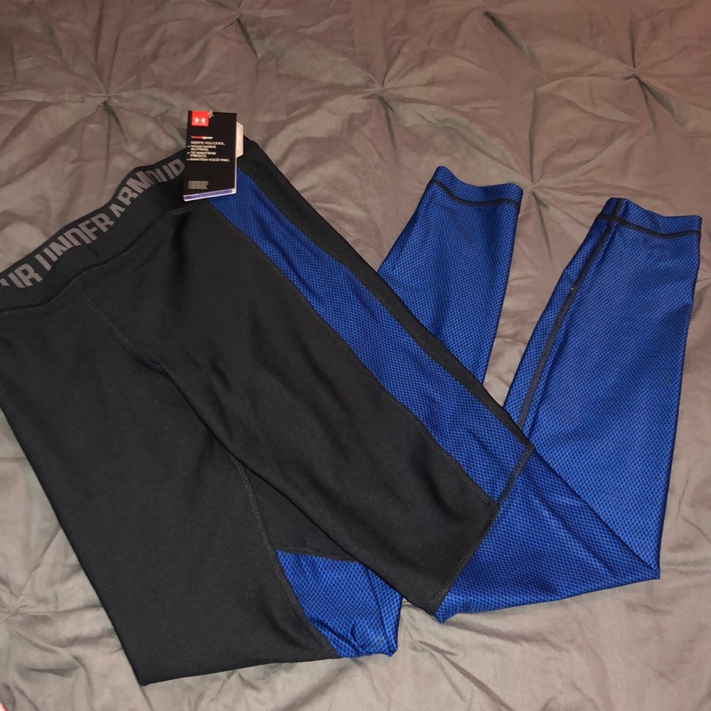 Under Armour Compression Leggings🤍